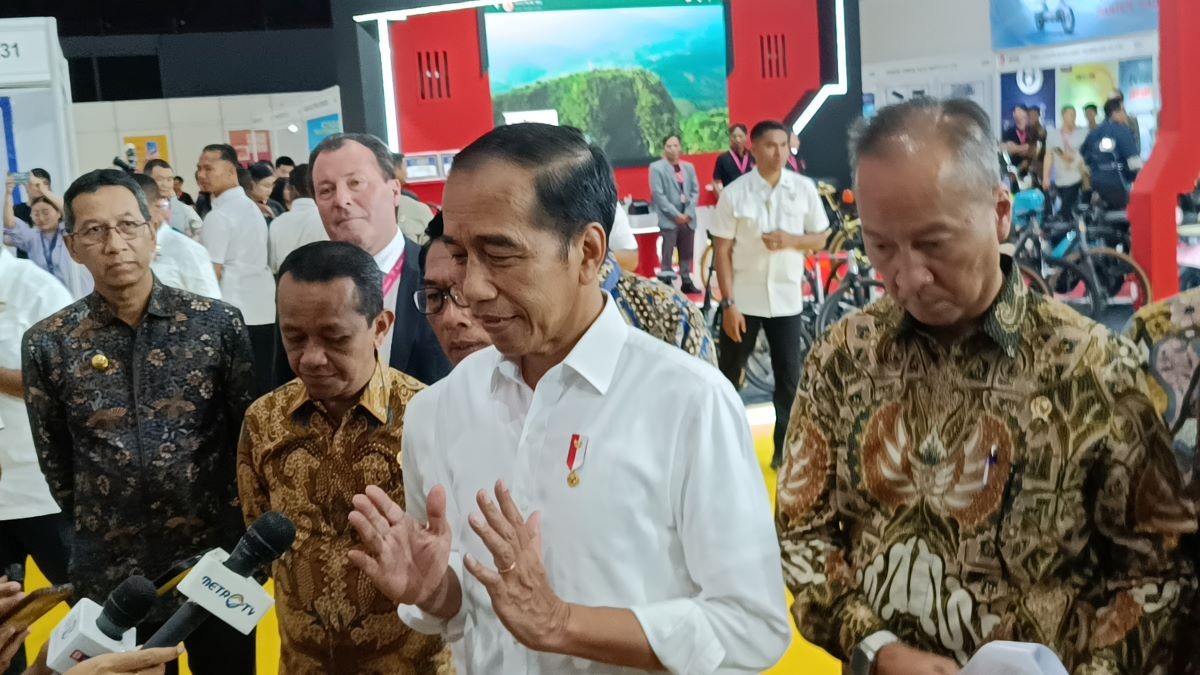 Jokowi Sebut Pabrik Industri Baterai Listrik Mulai Beroperasi Bulan Depan. (Foto: Raka/MNC Media)
