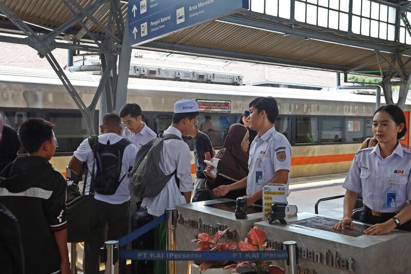 Eskalator Stasiun Pasar Senen Segera Dibangun, KAI Ubah Pola Operasi 17 KA Jarak Jauh. (Foto: MNC Media)