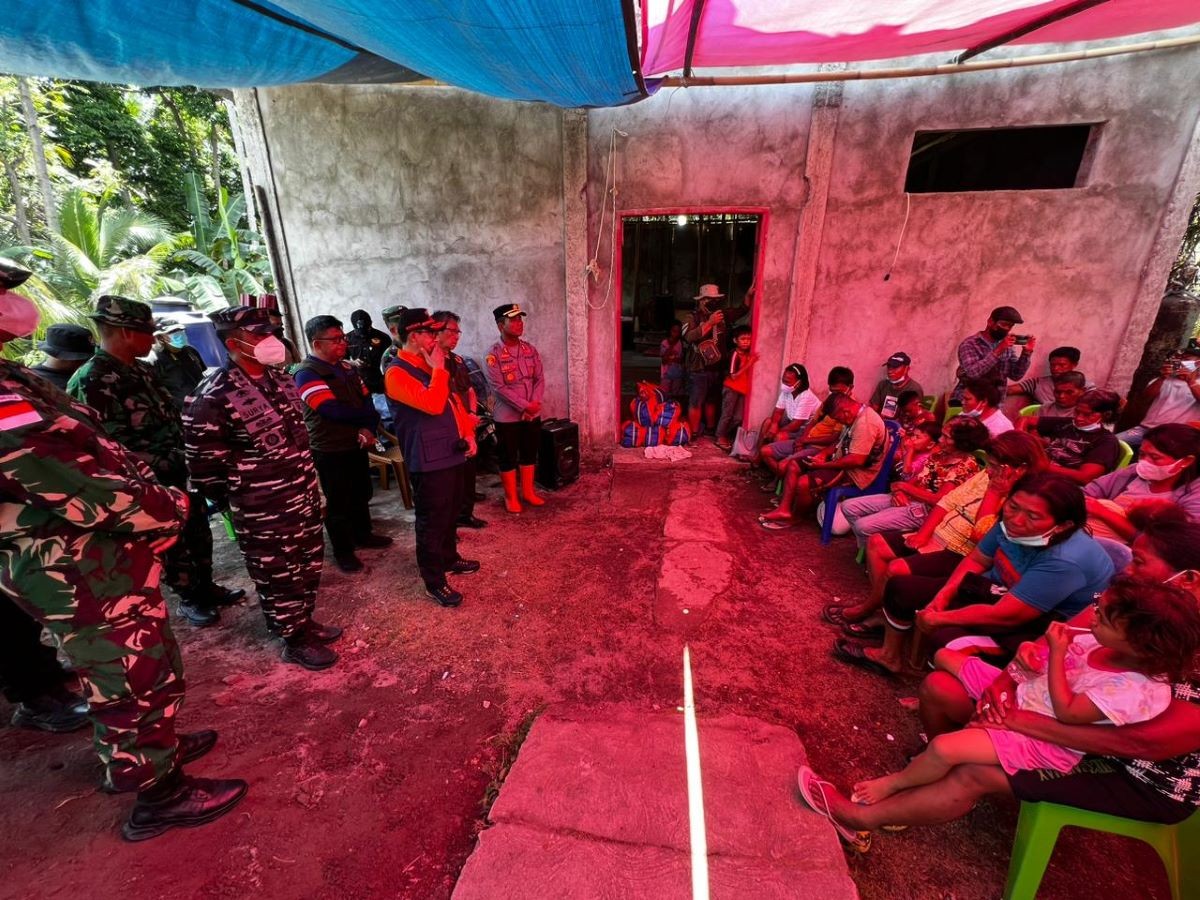 BNPB Janji Bakal Rehabilitasi dan Rekonstruksi Rumah Warga Terdampak Erupsi Gunung Ruang. (Foto: MNC Media)