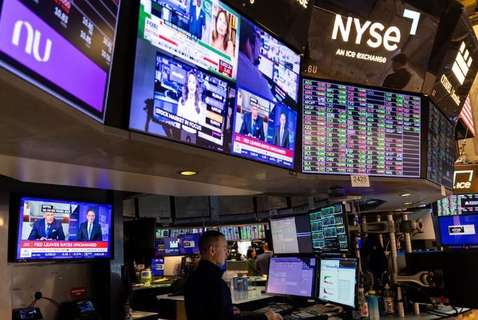 Wall Street Ditutup Melemah usai Apple dan Sejumlah Saham Teknologi Anjlok. (Foto: MNC Media)