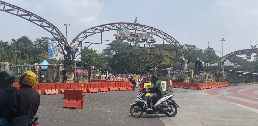 Cuti Bersama, Ragunan Terpantau Masih Sepi Pengunjung hingga Siang (FOTO:MNC Media)