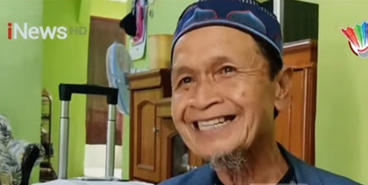 Loper Koran Naik Haji, Kisah Zainal Nabung 11 Tahun Dibantu Anak (foto inews)