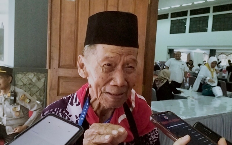 Kakek Martai, penjual keset asal Banten menabung 11 tahun agar bisa naik haji (MNC Media)