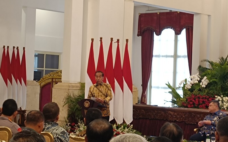 Presiden Jokowi menyentil Badan Pengawasan Keuangan dan Pembangunan saat membuka Rapat Koordinasi Nasional Pengawasan Intern Pemerintah 2024.