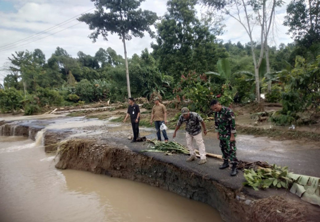 Banjir Kepung 30 Desa di Kabupaten Tanggamus, 358 Rumah Terdampak (FOTO:Dok Ist)
