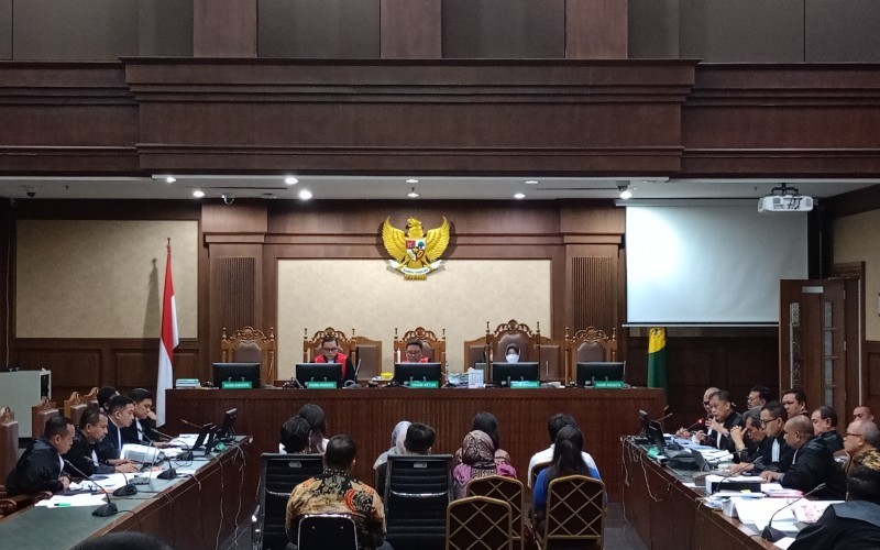 Istri mantan Mentan Syahrul Yasin, Ayunsri Harahap membantah telah meminta Durian Musang King seharga Rp46 juta ke Kementan.