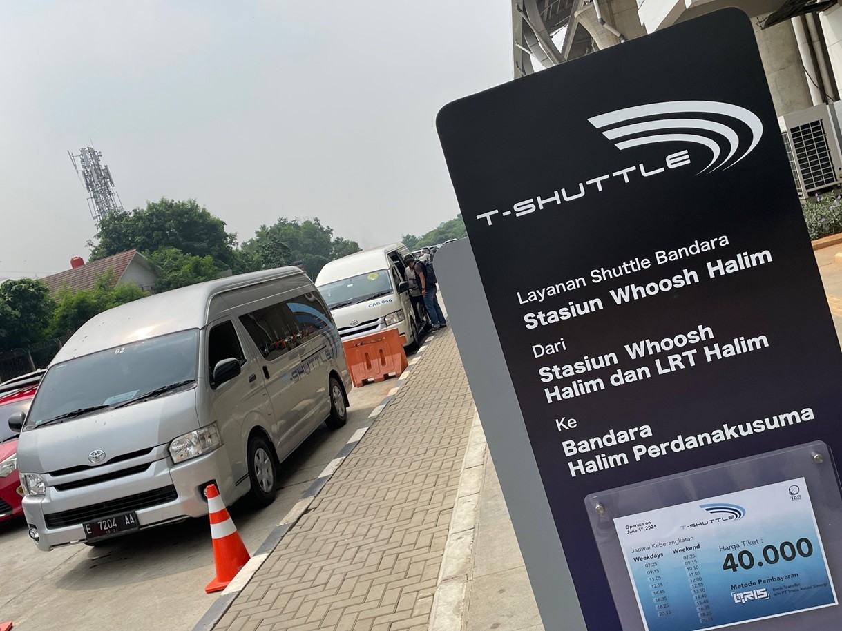 Bandara Halim Perdanakusuma Sediakan Shuttle ke Stasiun Whoosh, Tarifnya Rp40 Ribu. (Foto Tangguh/MPI)