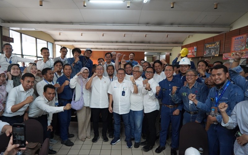 Krakatau Steel memastikan fasilitas pabrik Hot Strip Mill 1 atau HSM 1 kembali beroperasi pada akhir 2024.
