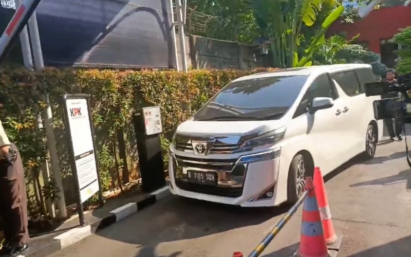 Intip Spesifikasi dan Harga Mobil Vellfire yang Dikembalikan Anak SYL ...