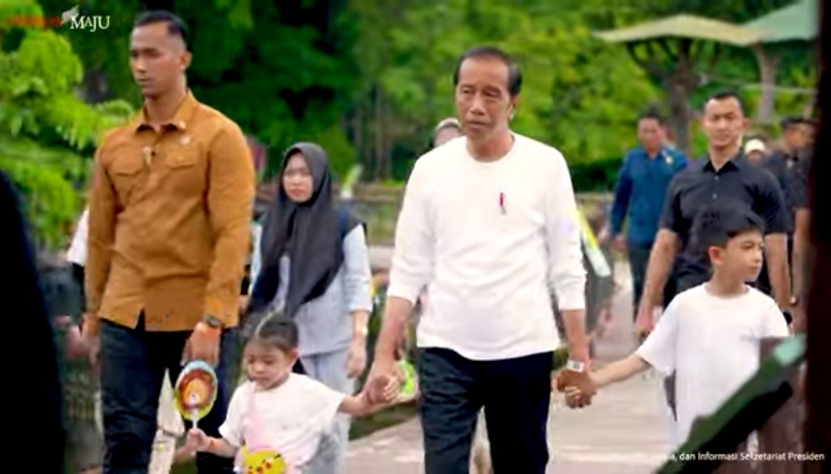 Jokowi Ajak Cucu Kunjungi Solo Safari di Akhir Pekan. (Foto: Youtube Sekretariat Presiden)