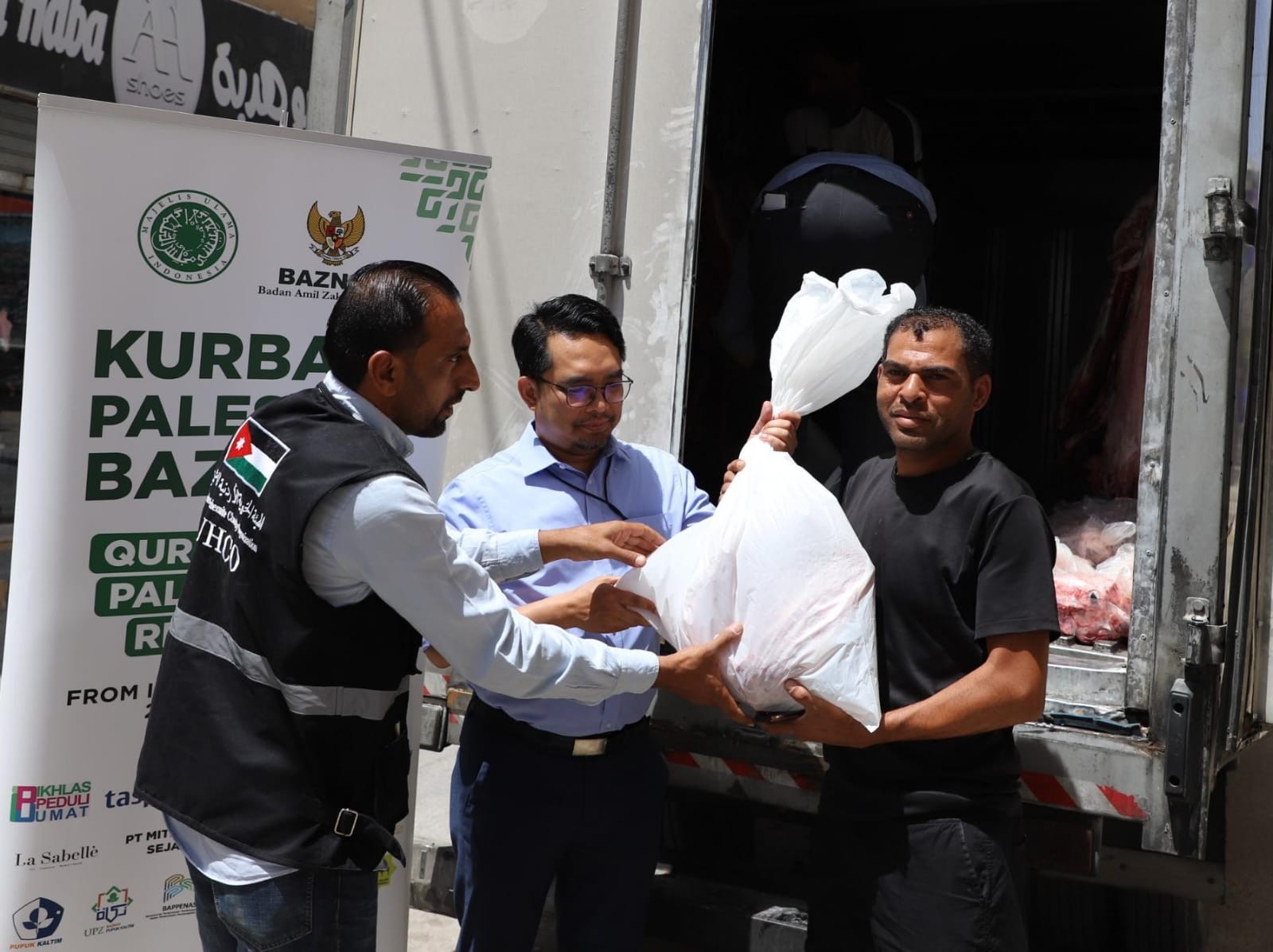 RI Distribusikan Daging Kurban untuk Pengungsi Palestina di Yordania (foto: MNC media)