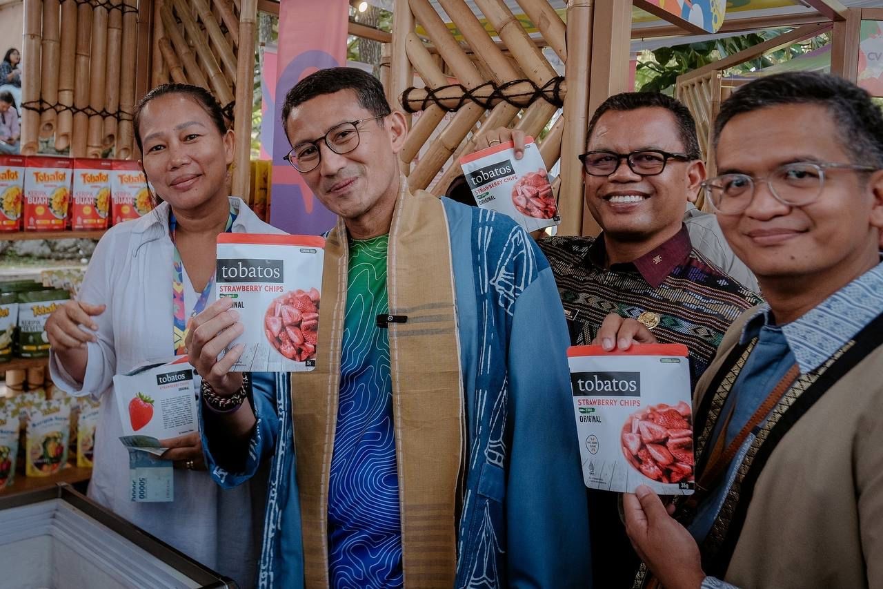 Ada Perhelatan AKI 2024, Sandiaga Harap Omzet Pelaku Ekraf di Danau Toba Meningkat (FOTO:Dok Ist)