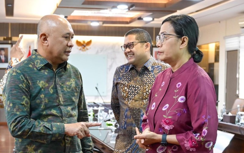 Bertemu Teten, Sri Mulyani Diskusi soal Sistem Skor Kredit untuk Tekan NPL UMKM. (Foto: Instagram/@smindrawati)
