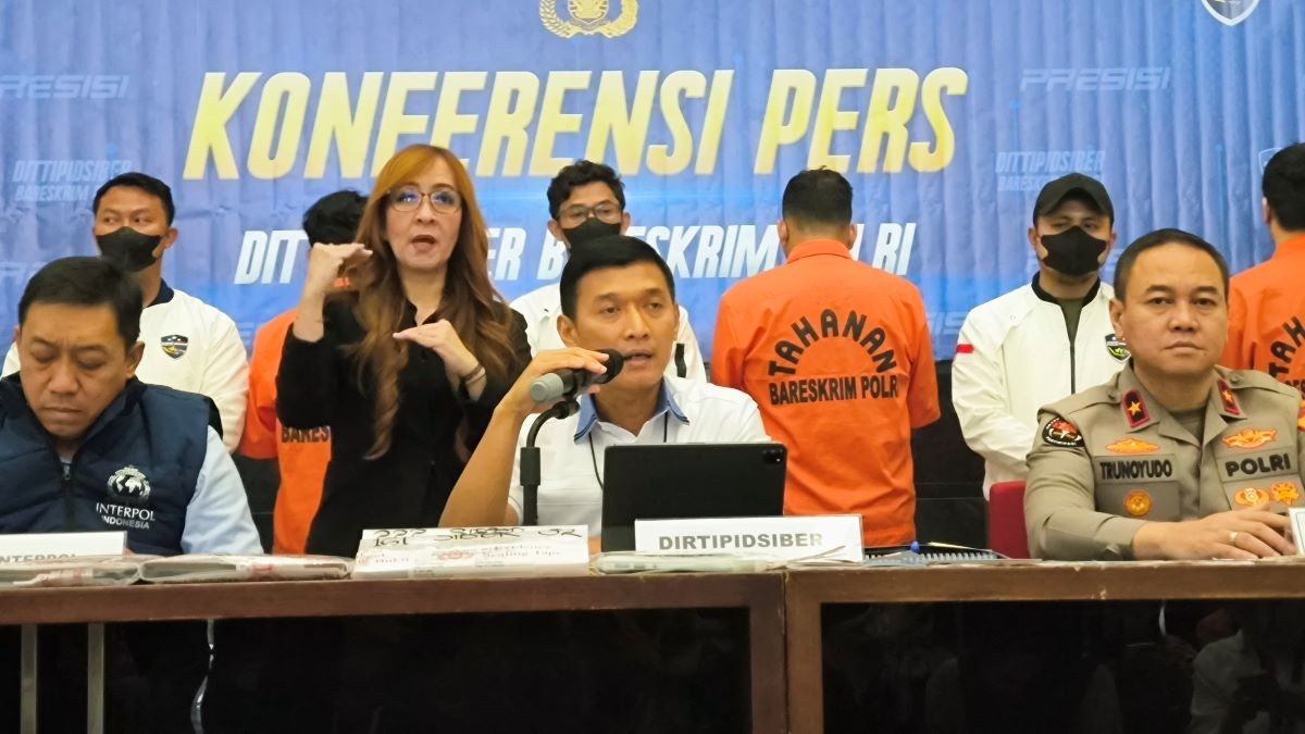 Polri Tangkap Dalang Online Scam Internasional Bermodus Loker, Rugikan Empat Negara. (Foto: Riana/MNC Media)