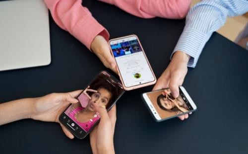 Simak Jadwal FYP TikTok 2024, Waktu Posting Video Terbaik agar Viral. (Foto: MNC Media)