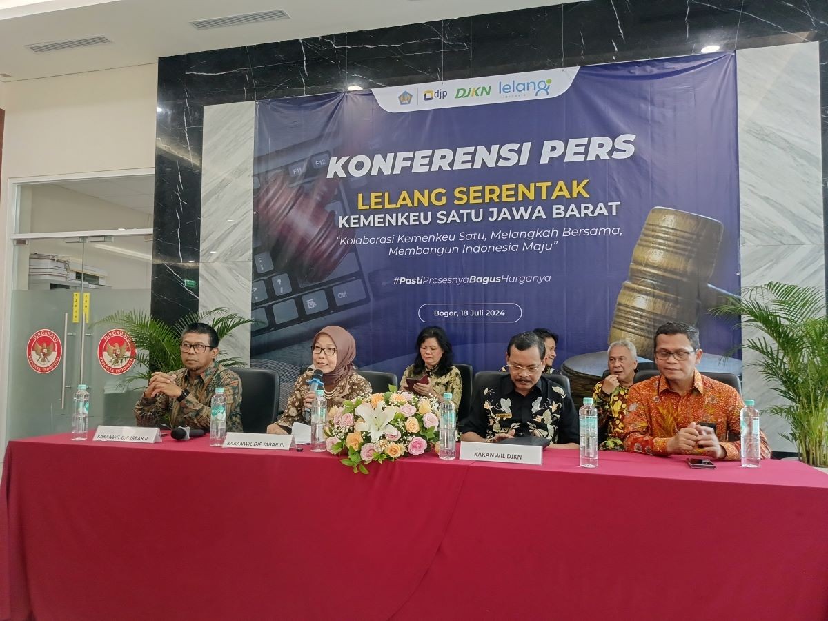 DJP dan DJKN Jabar Lelang 77 Aset Penunggak Pajak, Targetkan Nilai Limit Rp15 Miliar. (Foto: Putra Ramandani/MNC Media)