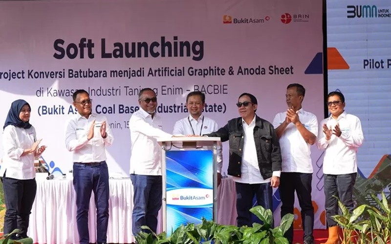 Keduanya memulai pilot project konversi batu bara menjadi Artificial Graphite dan Anode Sheet untuk bahan baku baterai Lithium-ion.