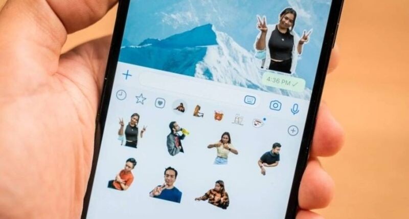 Cara Membuat Stiker WhatsApp dengan Menggunakan Foto Sendiri, Chat Jadi Lebih Lucu. (Foto: MNC Media) 
