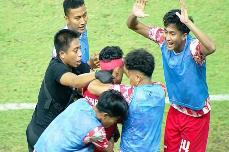 Pakai Perban Merah Putih, Buffon Sukses Antar Indonesia ke Final Piala AFF U19 (foto: MNC media)