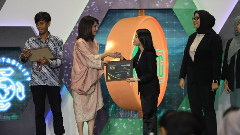 Program Ini Bawa Pertamina Patra Niaga IT Tanjung Wangi Sabet Anugerah ESG 2024 (foto: MNC media)