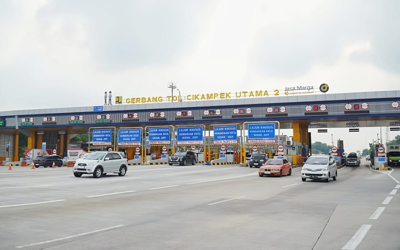 Arus Lalin Tol Japek Meningkat, Contraflow Diperpanjang dari KM 47 hingga KM 65. (Foto MNC Media)