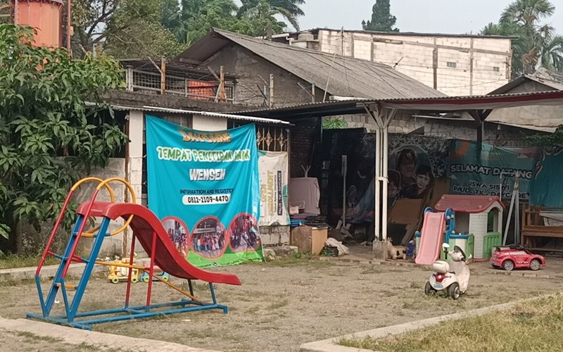 Daycare Wensen milik influencer yang menganiaya balita di Depok, Jabar, direkomendasikan ditutup. (Muhammad Refi Sandi/MPI)
