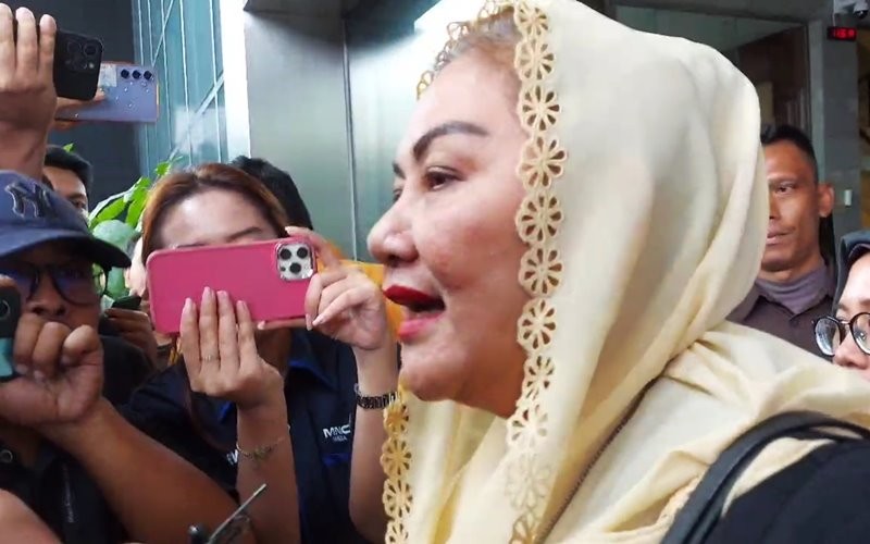 Wali Kota Semarang, Hevearita Gunaryanti Rahayu alias Mba Ita diperiksa KPK dalam kasus dugaan korupsi di lingkungan Pemkot Semarang. (Nur Khabibi/MPI)
