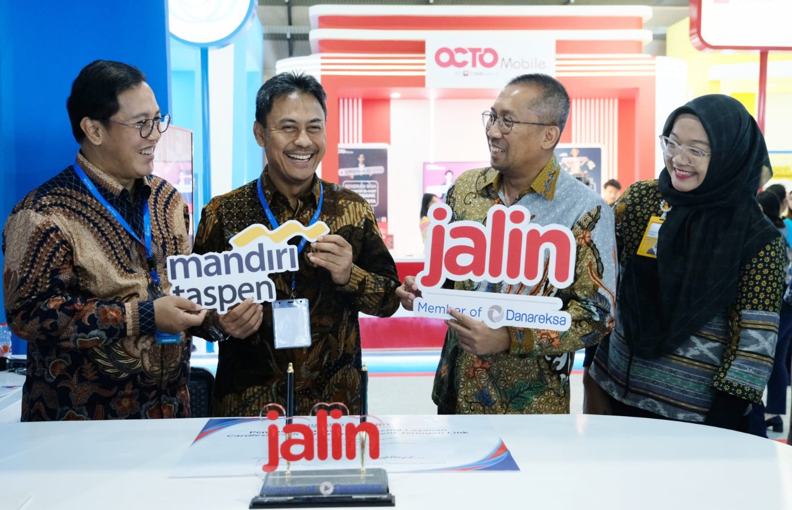 Pengguna QRIS dan Mobile Banking Bank Mantap Capai 2 Juta Transaksi (FOTO:Dok Ist)