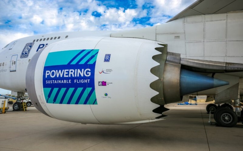 Rolls-Royce akan membagikan bonus kepada pegawainya dalam bentuk saham senilai 30 juta poundsterling. (Foto: Dok. Rolls-Royce)