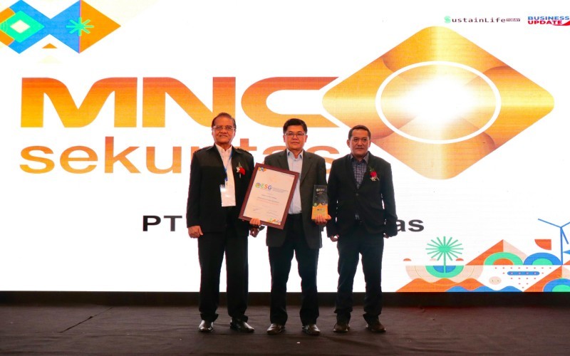 MNC Sekuritas memborong penghargaan ESG Initiative Awards 2024. (MNC Sekuritas)