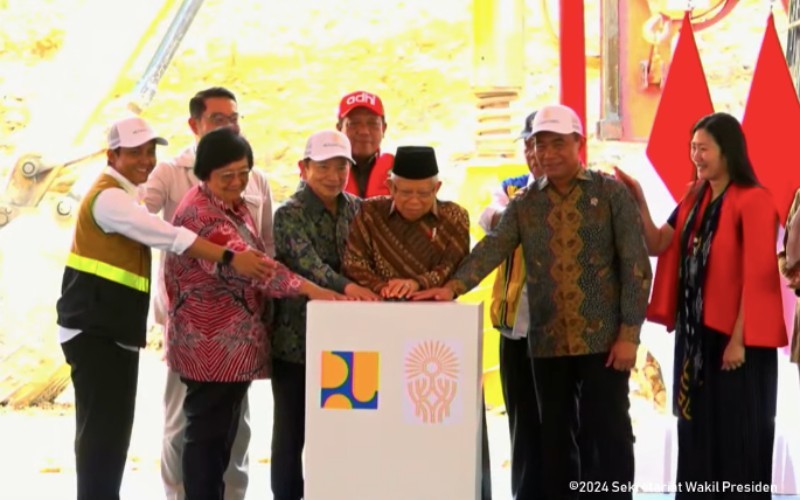 Wapres Ma’ruf Amin melakukan groundbreaking Istana Wakil Presiden di Ibu Kota Nusantara, Kalimantan Timur. (Setwapres)