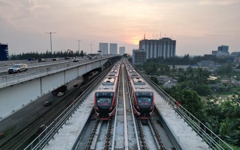 KAI Tambah Waktu Perjalanan LR Jabodebek, Simak Jadwal Barunya Terlengkap. (Foto: MNC Media)