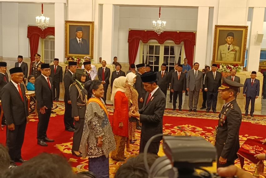 Apa Itu Tanda Jasa Kehormatan Presiden? Penghargaan yang Diberikan kepada 61 Tokoh Tahun Ini. (Foto: MNC Media)