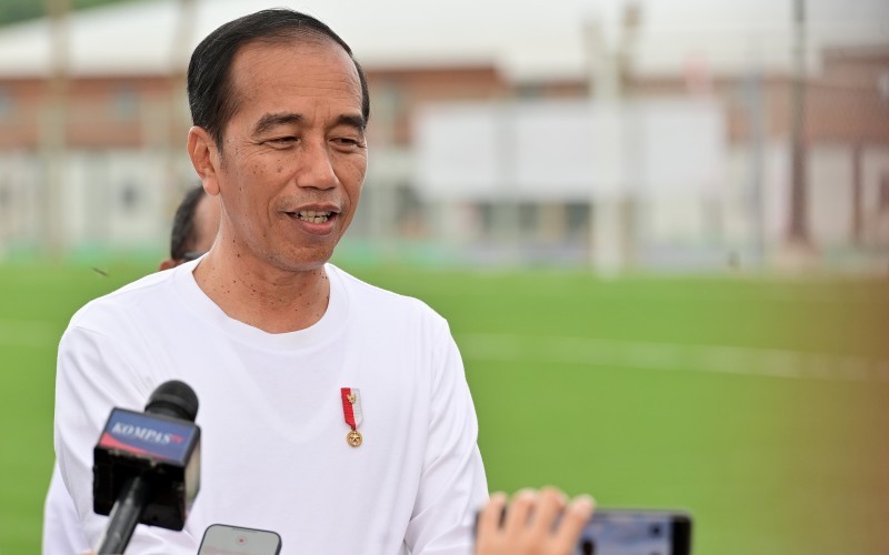Jokowi mengapresiasi kinerja TNI-Polri yang berhasil membebaskan pilot Susi Air Kapten Philip Mark Mehrtens dari KKB, Nduga, Papua. (Setpres)