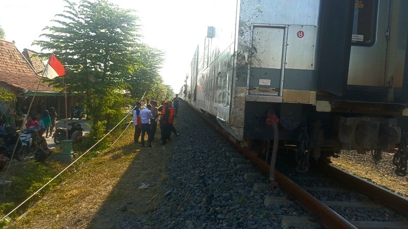 Kecelakaan Kereta Api di Semarang: Lokomotif Rusak, Jadwal Terlambat Dua Jam (foto: MNC media)
