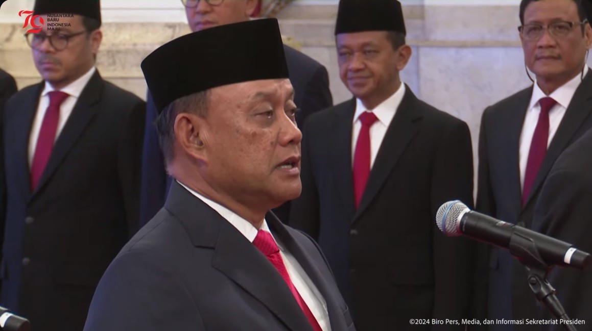 Dadan Hindayana Resmi Jabat Kepala Badan Gizi Nasional, Urus Program Makan Gratis. (Foto YouTube Setpres)