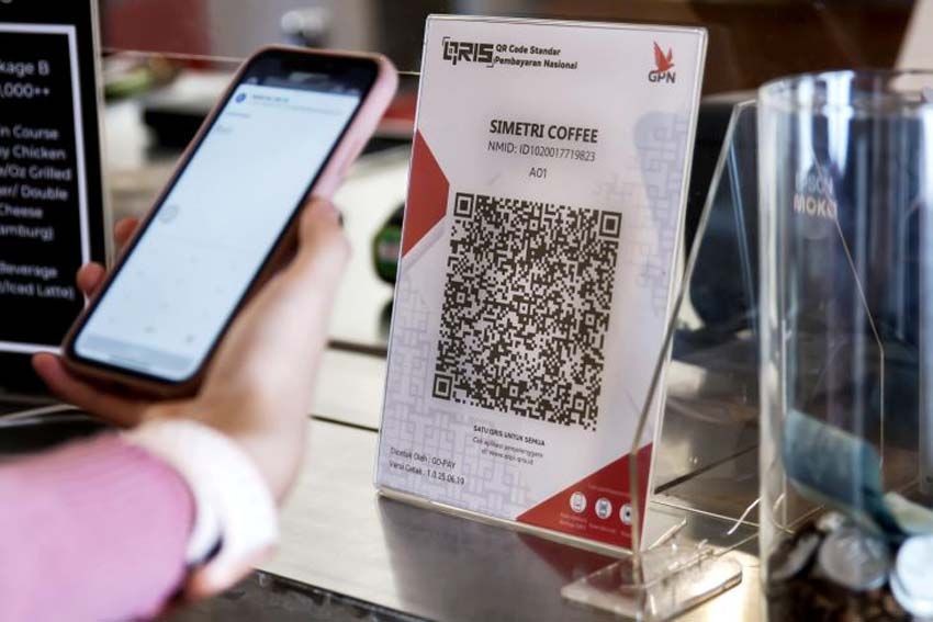 Ini 15 Lembaga Keuangan yang Siap Implementasi  QRIS Tap (FOTO:MNC Media)