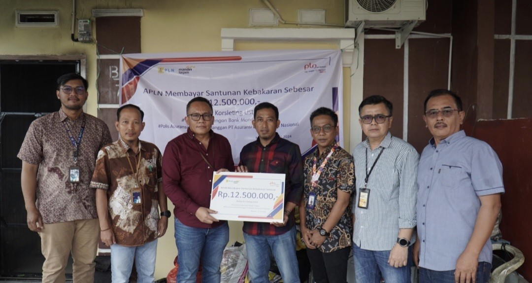 Bank Mandiri Taspen Salurkan Bantuan untuk Korban Kebakaran di Gowa Sulsel (FOTO:Dok Bank Mantap)