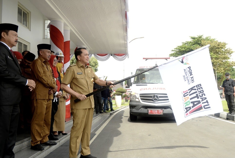 Siap Tangani Kejadian Darurat Selama PON XXI, Pj Gubernur Sumut Lepas Parade Ambulans (FOTO:Dok Ist)