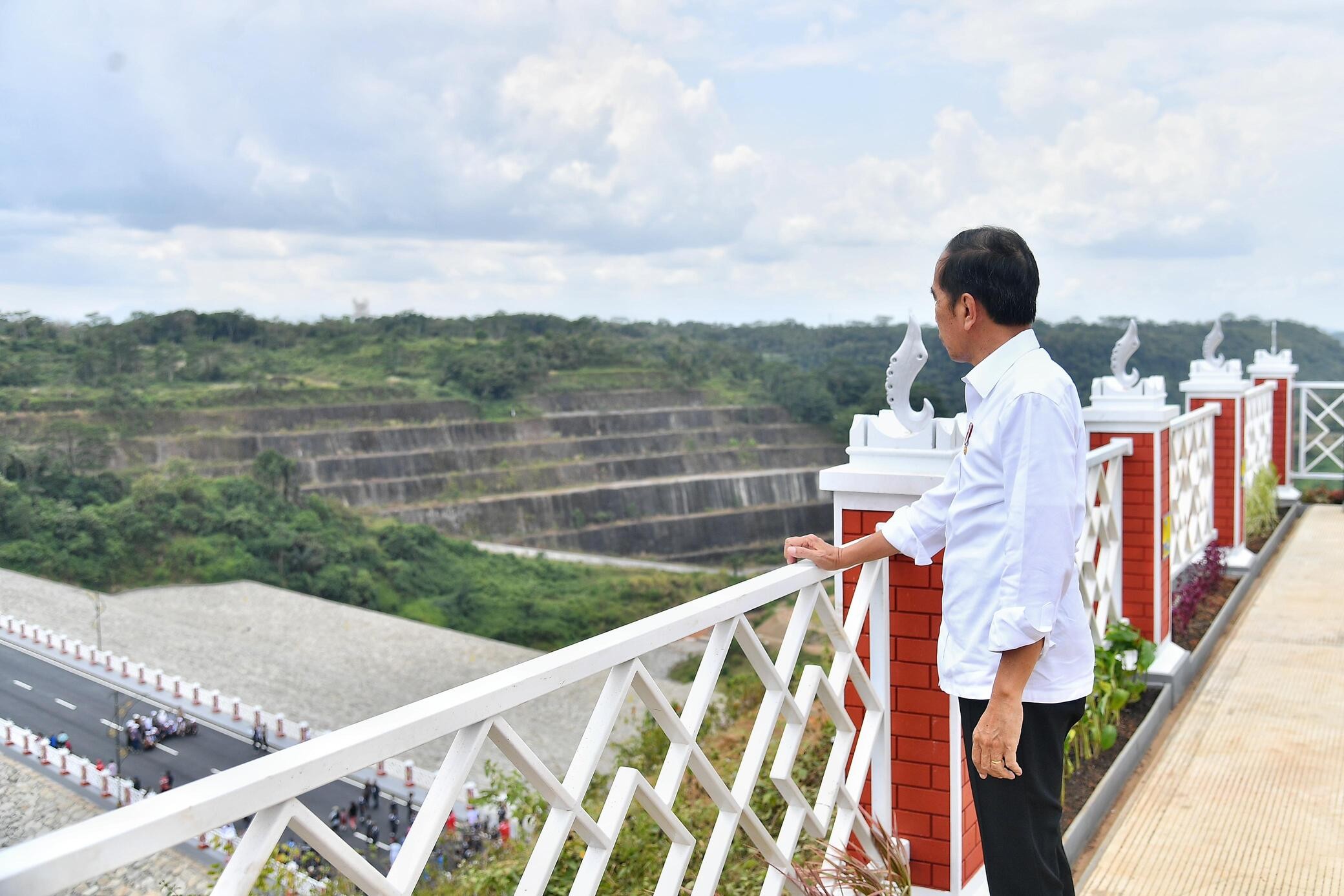 Presiden Jokowi Resmikan Bendungan Termahal, Anggarannya Tembus Rp3,5 Triliun. (Foto: Setpres)