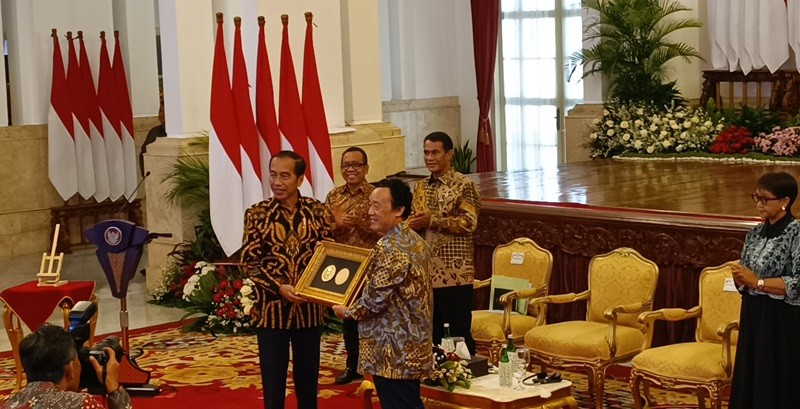 Terima Penghargaan Agricola Medal dari FAO, Jokowi: Ini Sebuah Kehormatan (foto raka)