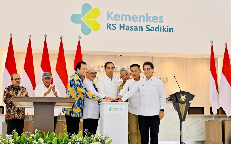 PT PP (Persero) Tbk (PTPP) menuntaskan perluasan pembangunan Rumah Sakit (RS) Hasan Sadikin Bandung dan RS Kanker Dharmais Jakarta. (Foto: Dok. Setneg)