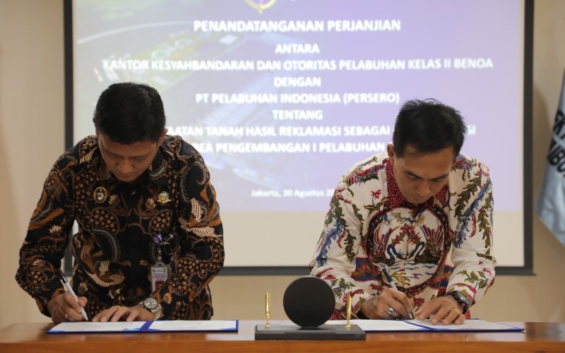 Pelindo menyerahkan 5 persen lahan reklamasi kepada KSOP Kelas II Benoa sebagai kompensasi atas konsesi lahan selama 30 tahun. (Foto: Dok. Kemenhub)