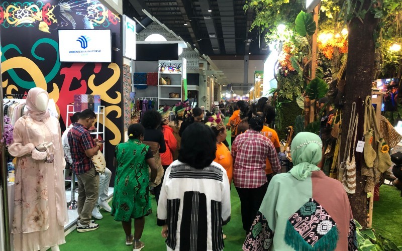 Pameran kriya terbesar di Indonesia bertajuk Kriyanusa 2024 resmi ditutup dan mencatatkan transaksi lebih dari Rp20 miliar. (Syifa Fauziah/MPI)