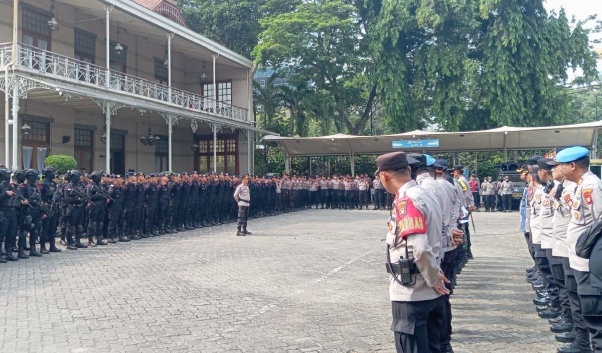 545 Aparat Gabungan Jaga Kedubes Vatikan jelang Kedatangan Paus Fransiskus. (Foto: Nur Khabibi/MNC Media)
