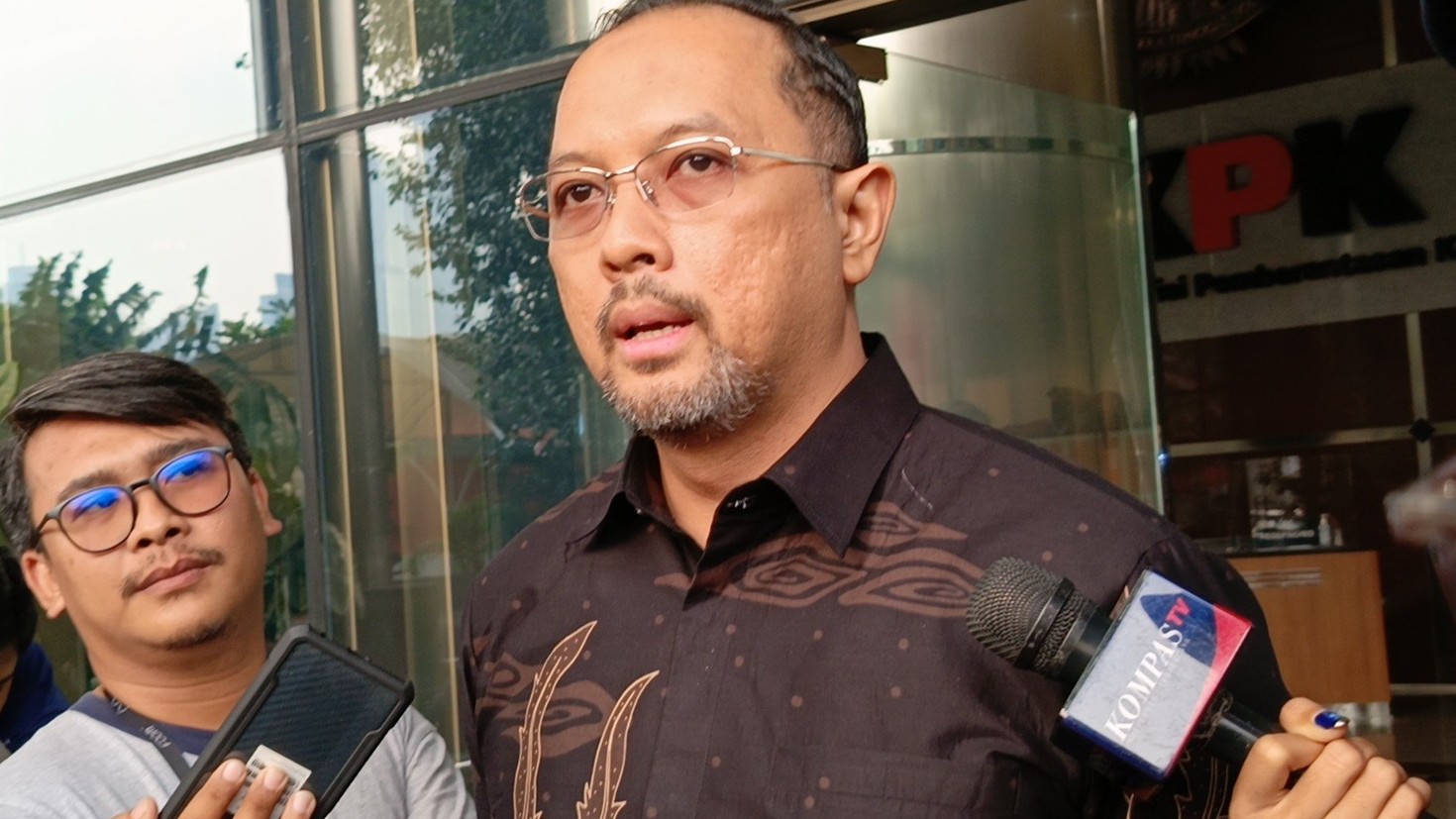 KPK Periksa Dua Eks Dirjen Bea Cukai Terkait Dugaan Korupsi Pengadaan Kapal Patroli. (Foto: MNC Media)