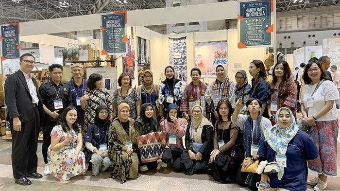 Pameran di Tokyo, Produk Handicraft Nasabah PNM Ludes Diserbu Pengunjung (FOTO:Dok Ist)