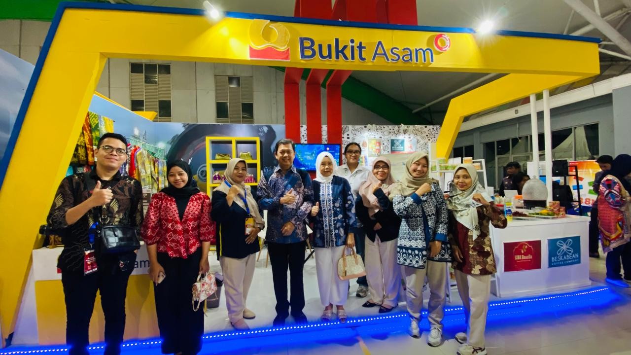 Mitra Binaan Bukit Asam (PTBA) Ramaikan Puncak Hari UMKM Nasional 2024. (Foto: MNC Media)