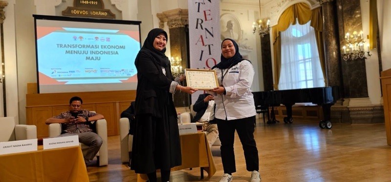 PNM Bawa Account Officer Mekaar Berbagi Inspirasi di Hungaria (foto dok PNM)