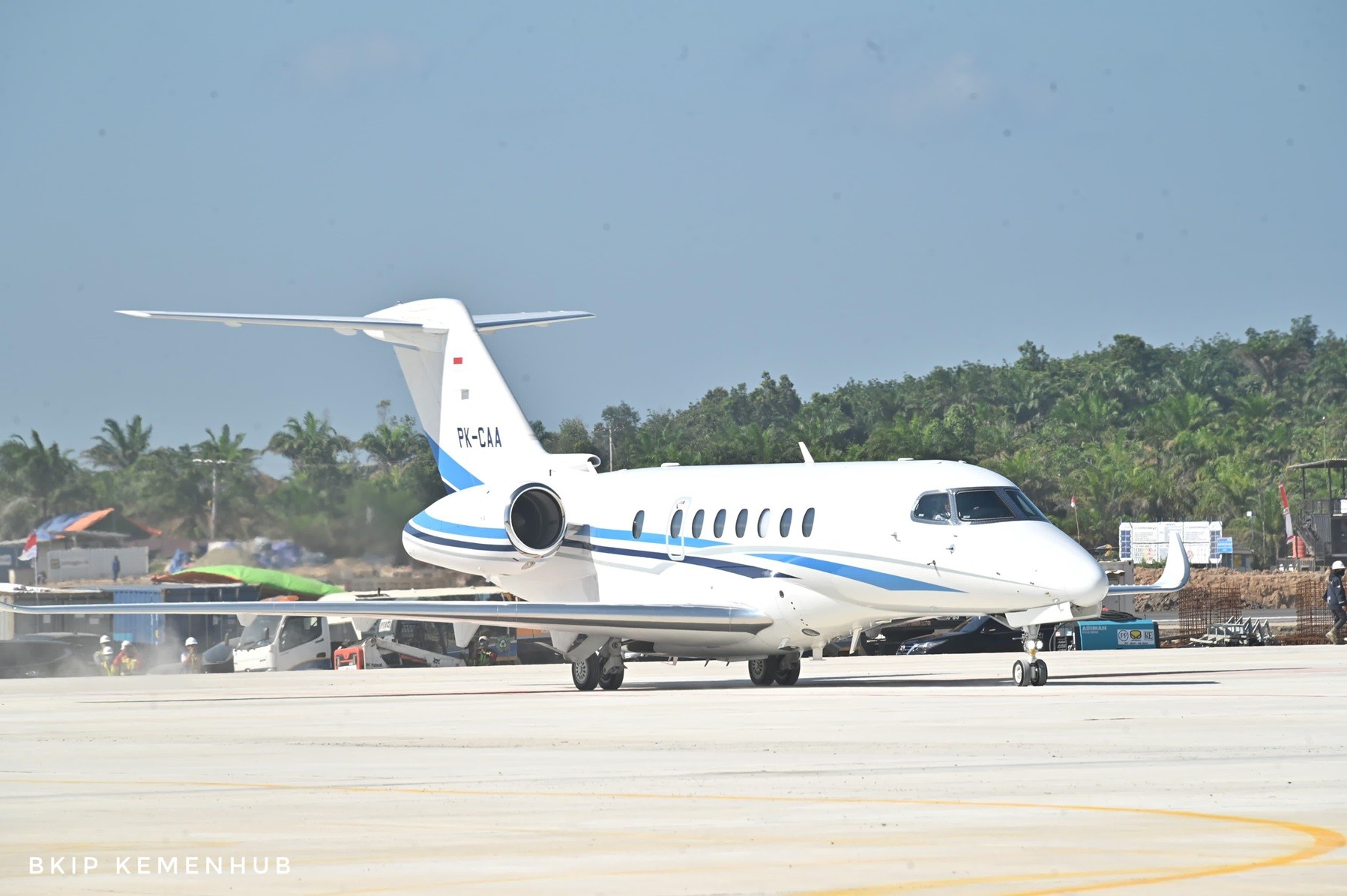 Pendaratan Perdana Pesawat Jet Berpenumpang di Bandara IKN Berjalan Mulus. (Foto Kemenhub)